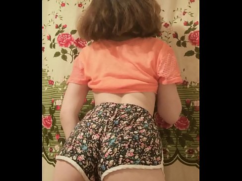 ❤️ La joven sexy hace un striptease grabando sus calzoncillos en la cámara ❤️ Porno vk en es.friendmap.top ❌️